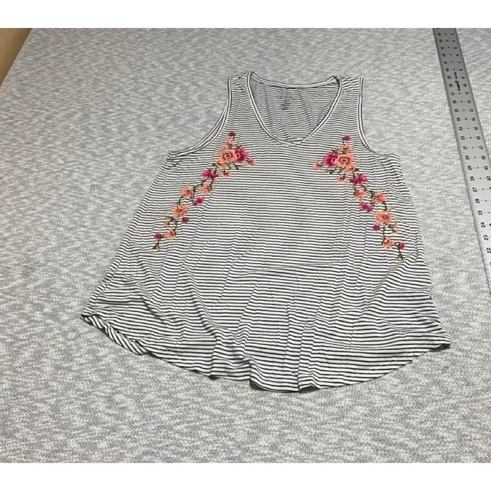 Ameican eagle white and black striped tank top women L. SKU-B800